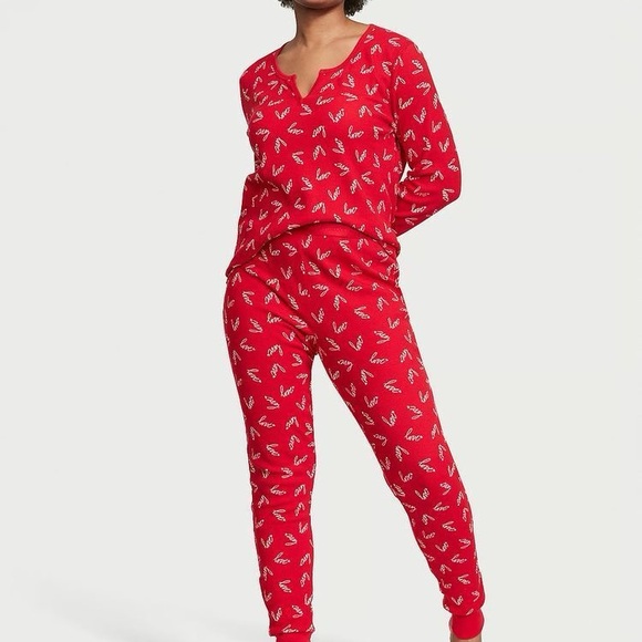 Victoria’s Secret red love thermal pajama set size large - Picture 2 of 5
